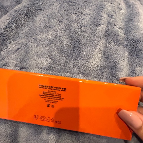 Touch In Sol Fill Up Orange Eyeshadow Pallet - Picture 5 of 5